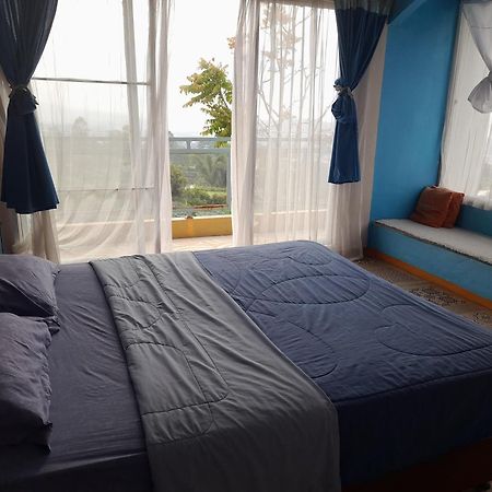 למבאנג Syariah Runia Villa מראה חיצוני תמונה
