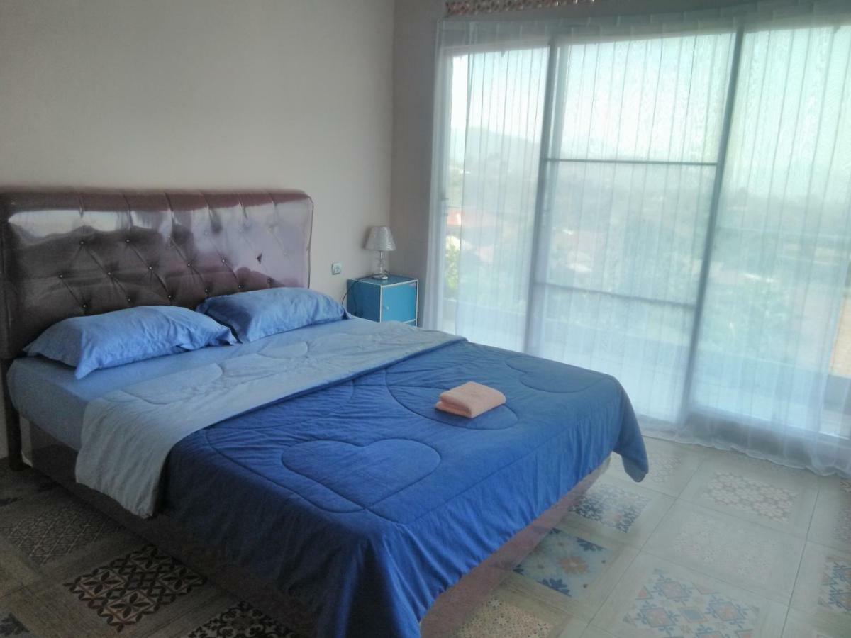 למבאנג Syariah Runia Villa מראה חיצוני תמונה